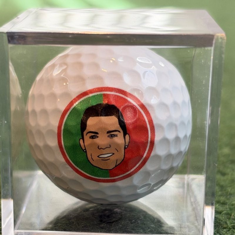 Vice golf ball: Cristiano Ronaldo CR7